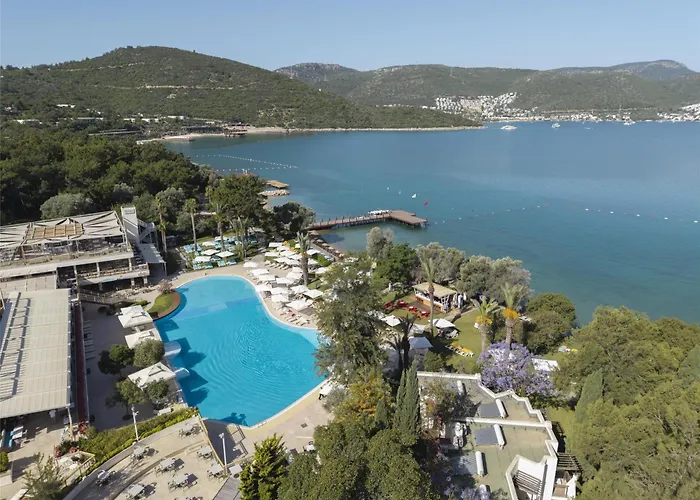 Doubletree By Hilton Bodrum Isil Club Ultra All-Inclusive Resort