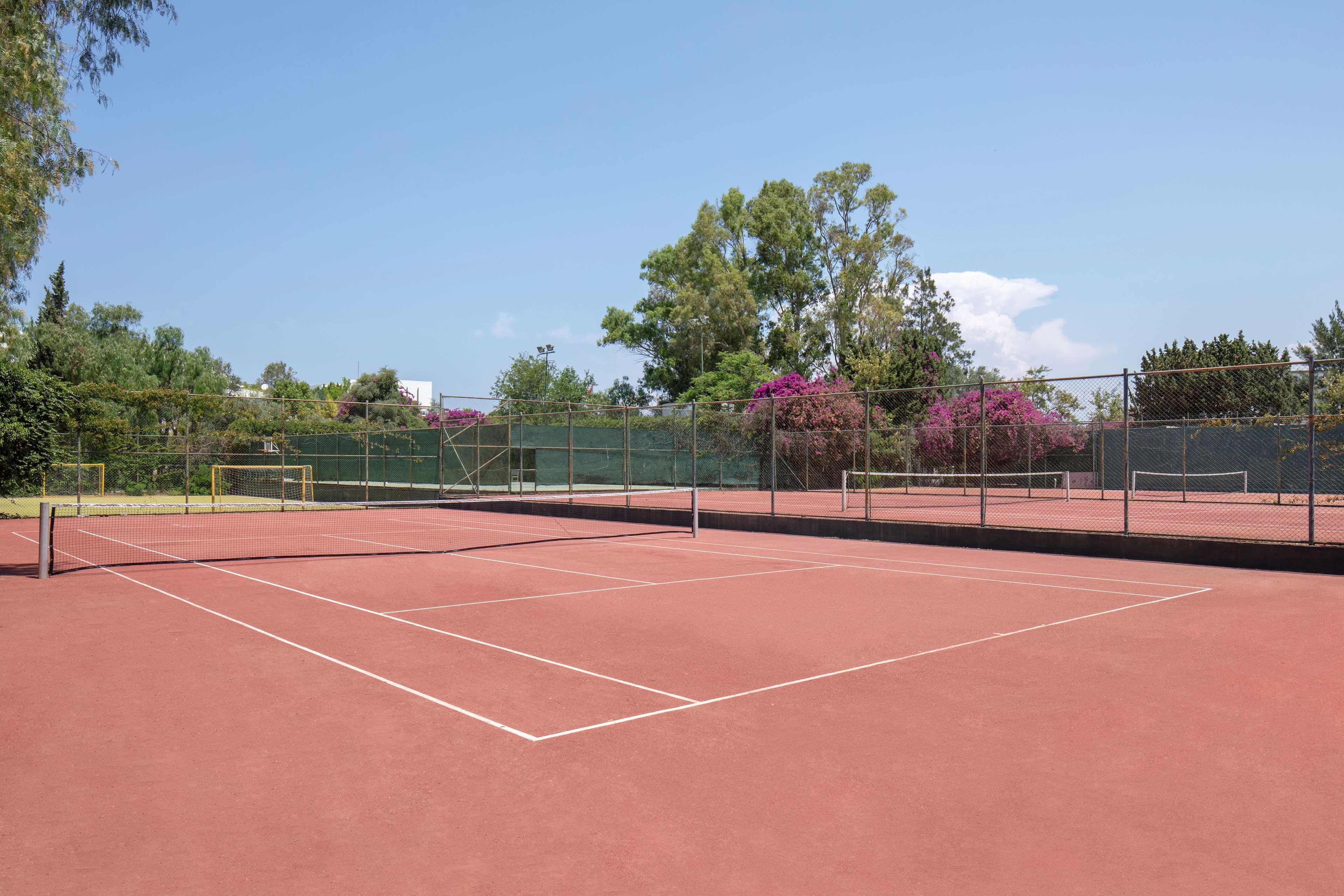 Doubletree By Hilton Bodrum Isil Club Ultra Resort Torba