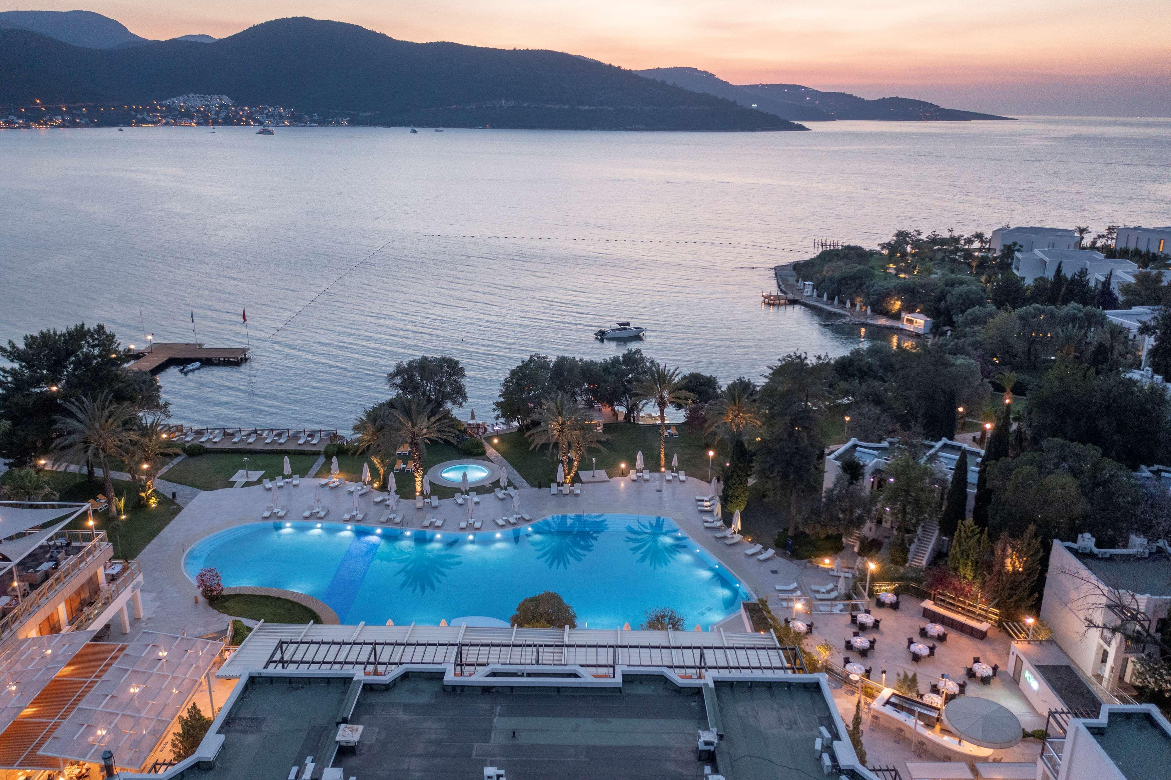 Doubletree By Hilton Bodrum Isil Club Ultra 5* טורבה