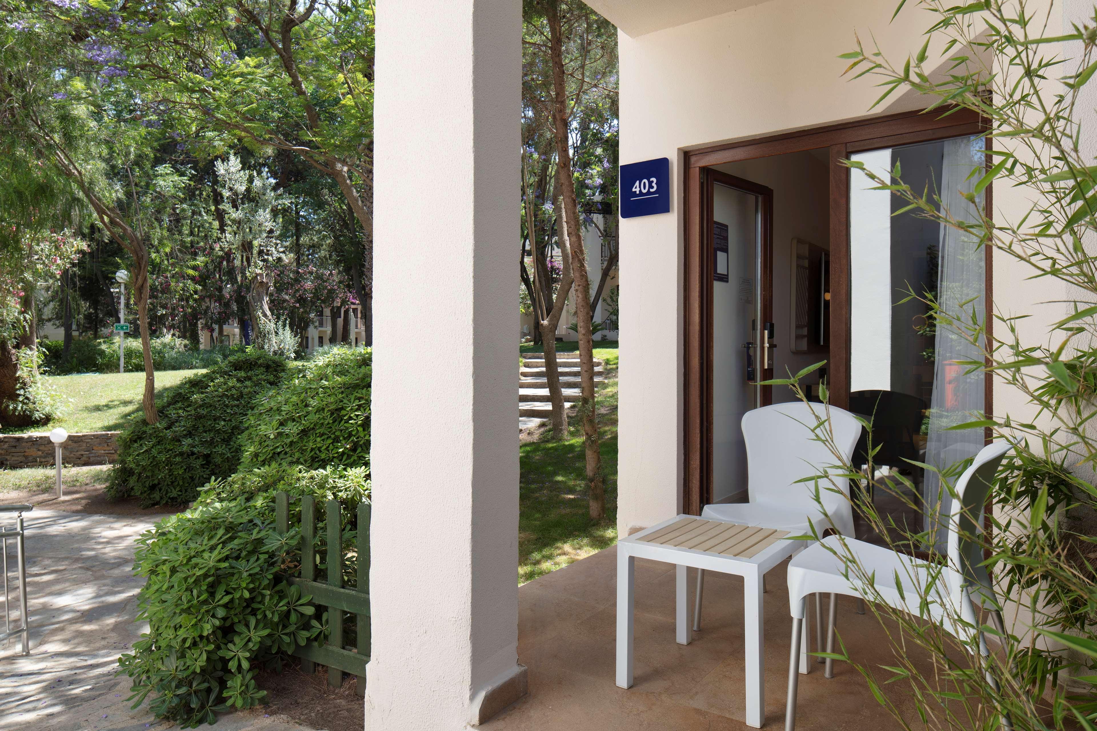 Doubletree By Hilton Bodrum Isil Club Ultra 5*