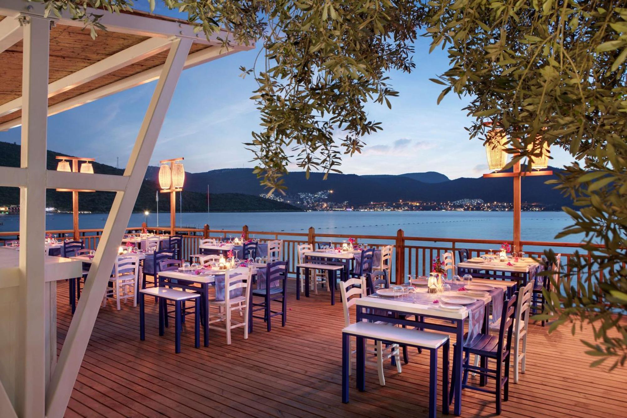 Doubletree By Hilton Bodrum Isil Club Ultra Resort Torba